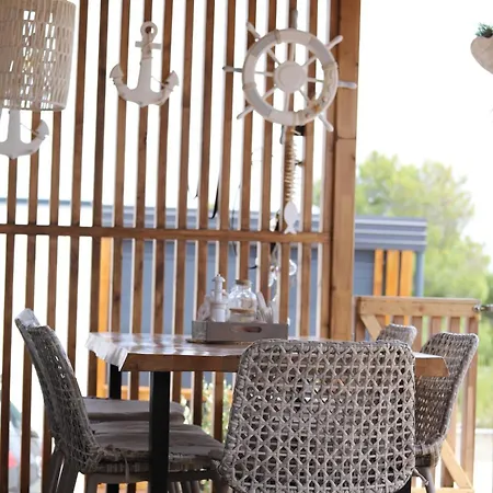 Hollers Homes Haus Oli * Drage