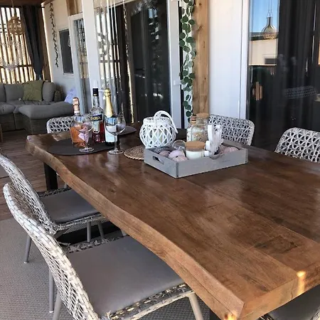 Hollers Homes Haus Oli Chalet